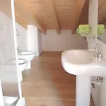 Lovely Flat With Swimming Pool 公寓