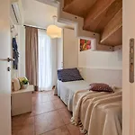 Lovely Flat With Swimming Pool 比比翁