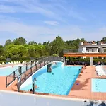 Lovely Flat With Swimming Pool 公寓 *