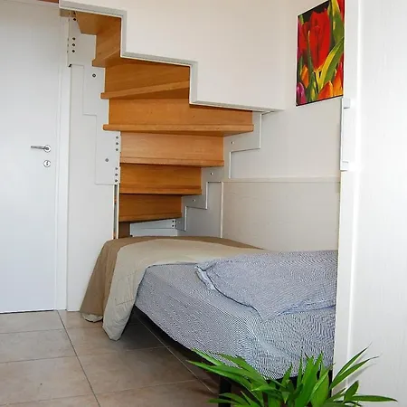 Apartman Lovely Flat With Swimming Pool Bibione