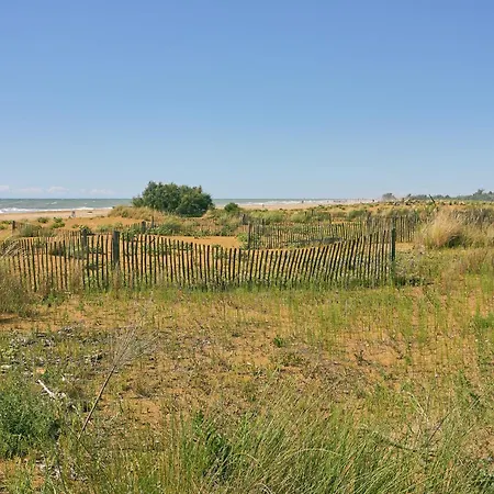 Apartman Lovely Flat With Swimming Pool Bibione Bibione