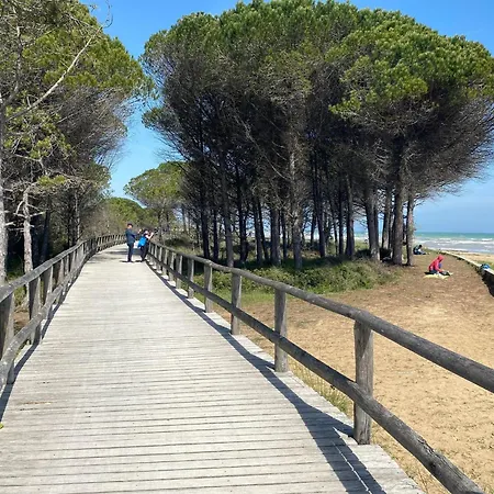 Lovely Flat With Swimming Pool Bibione *