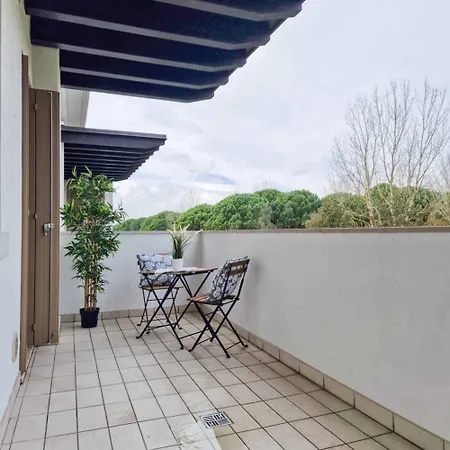 Lovely Flat With Swimming Pool *