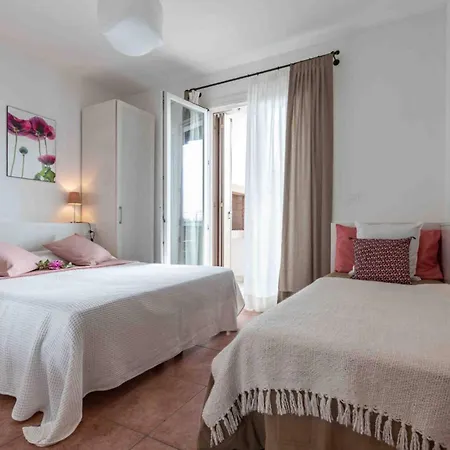 Lovely Flat With Swimming Pool * 比比翁