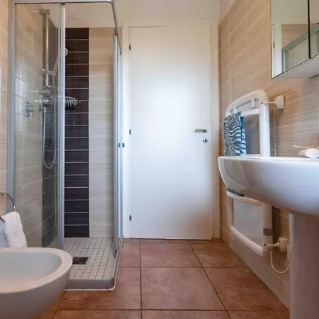 Appartement Lovely Flat With Swimming Pool *