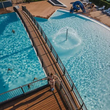 Appartement Lovely Flat With Swimming Pool Bibione